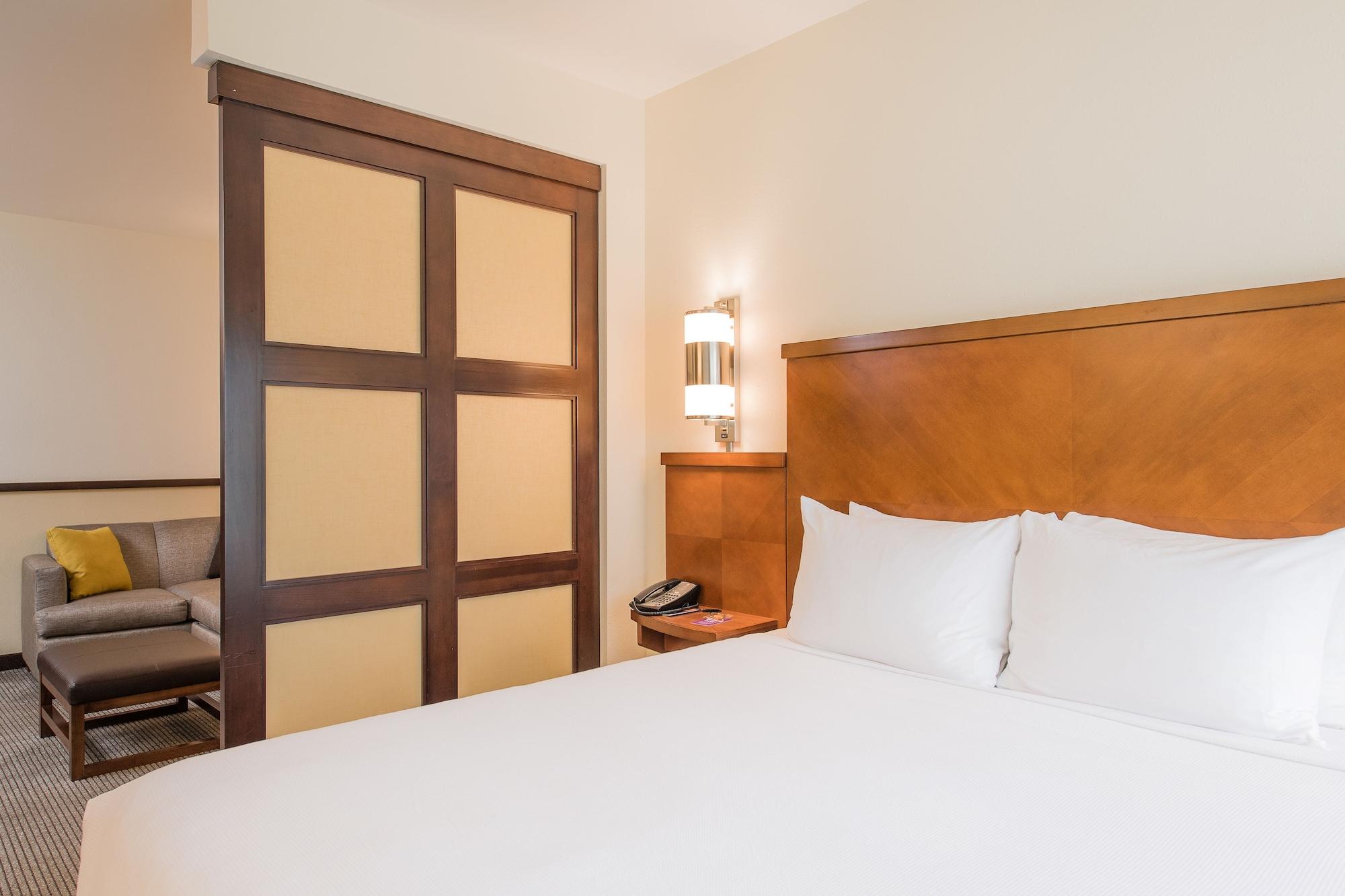 ไฮแอท เพลซ ชาร์ลสตันแอร์พอร์ต - คอนเวนชั่นเซ็นเตอร์ Hotel นอร์ทชาร์ลส์ตัน ภายนอก รูปภาพ